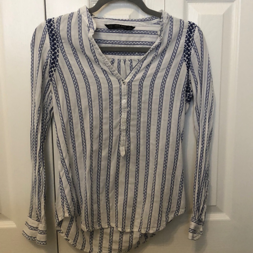 Zara Basic Womens Dress shirt. Size XS